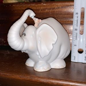 Elephant & Mouse
